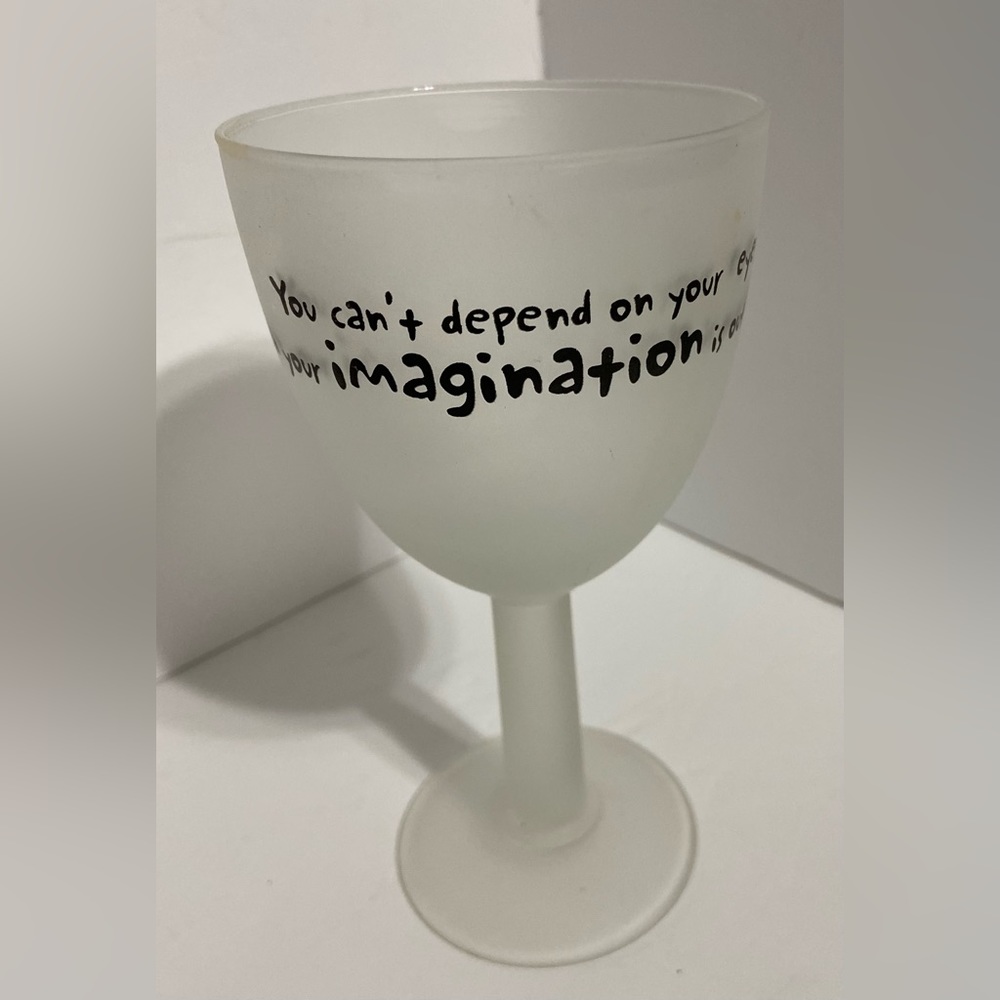 Buzz Conversation Wine Glass Saying By Mark Twain